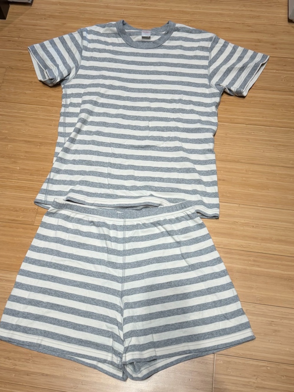 Hanna Andersson Gray & White Striped Short Pajama Set